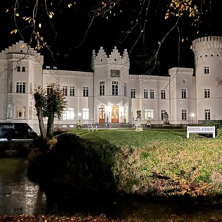 Szálloda Schloss Schlemmin